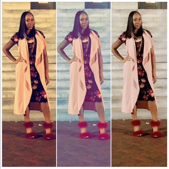 Women’s Burgundy Heel w/ Boa detail - Picture 4 of 4